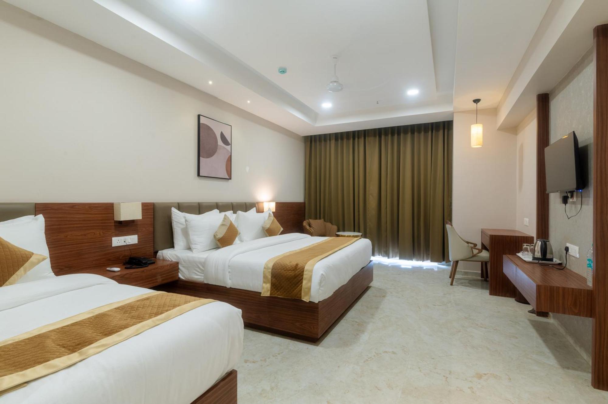 Hotel Vits Satyajeet Karād Zewnętrze zdjęcie